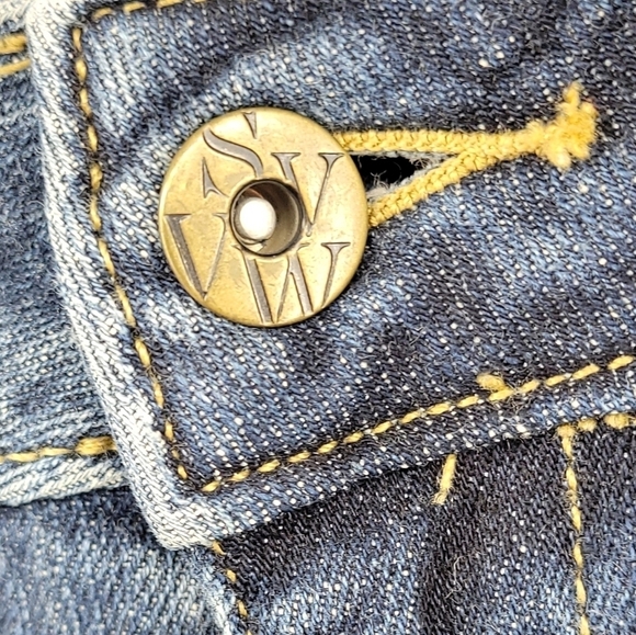 Simply Vera Vera Wang Women's Mid-Rise Straight Leg Blue Denim Jeans Size 8 - Picture 9 of 12